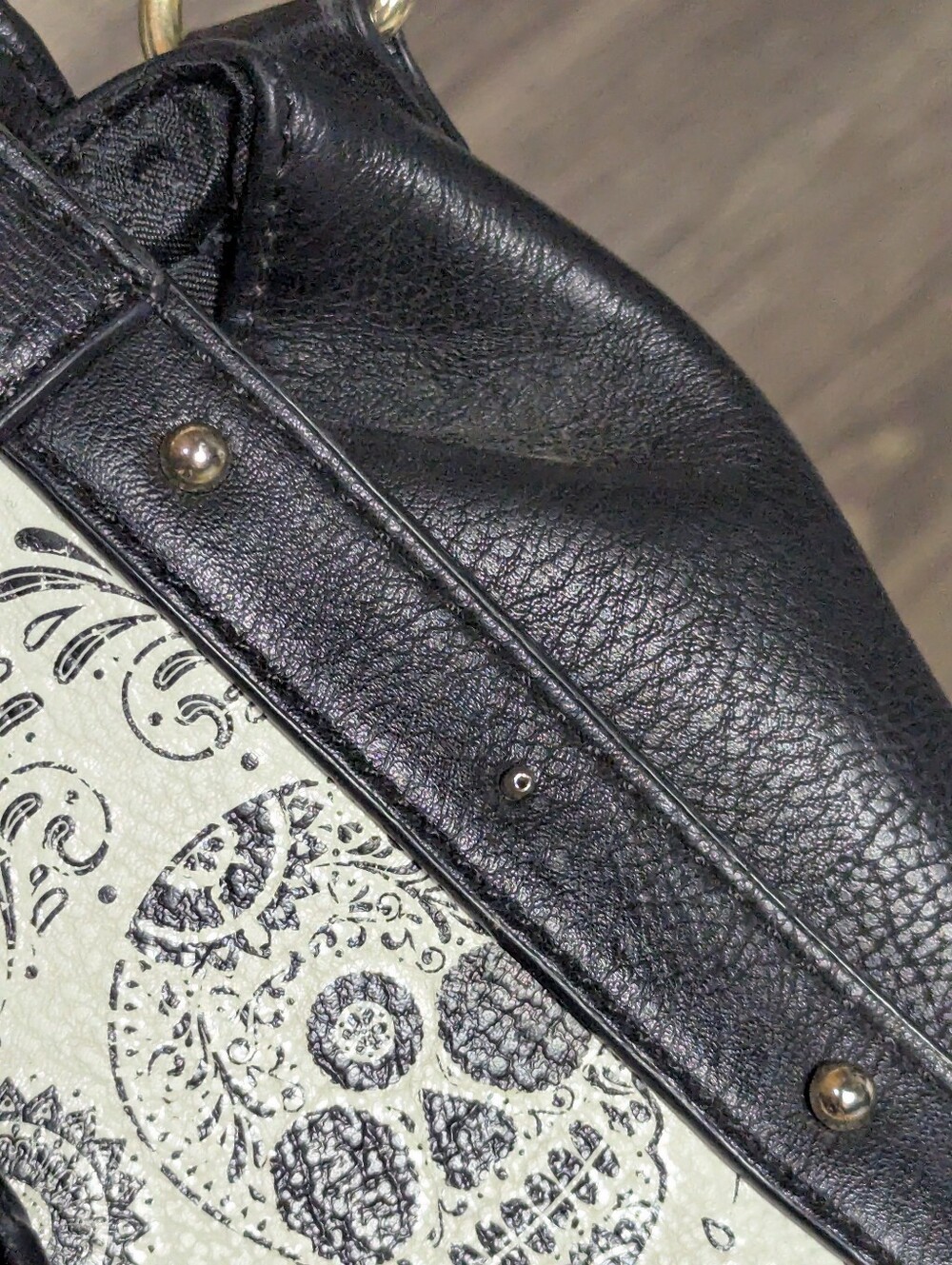 Loungefly Sugar Skull Black White Satchel Handbag - Picture 6 of 8